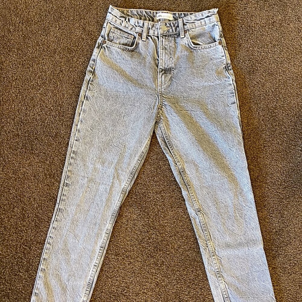 Zara Gray Jeans Size 4 Straight Leg